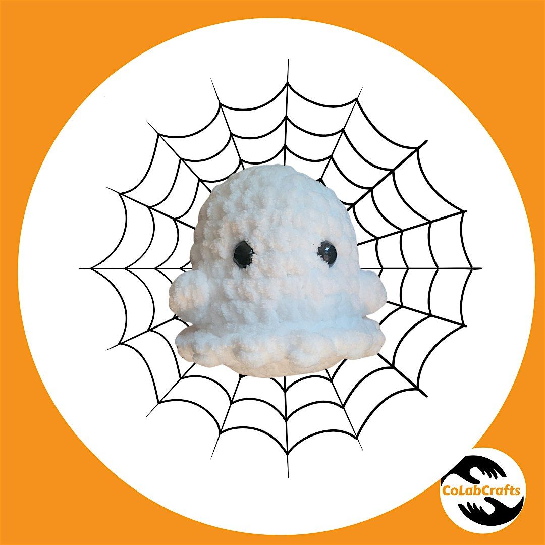 Crochet a cute ghost