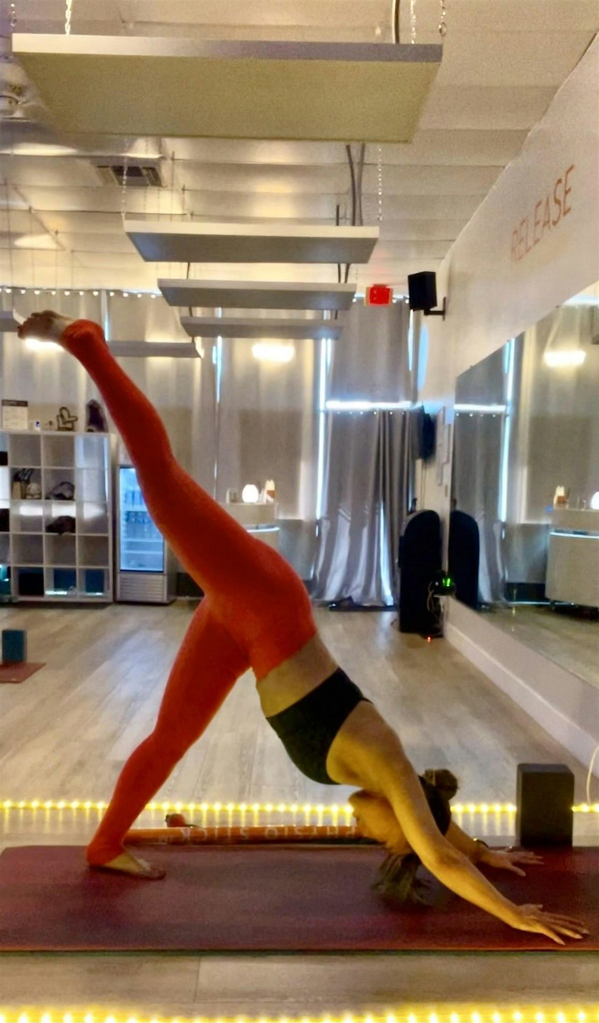 Vinyasa Flow (Infrared Heated)
