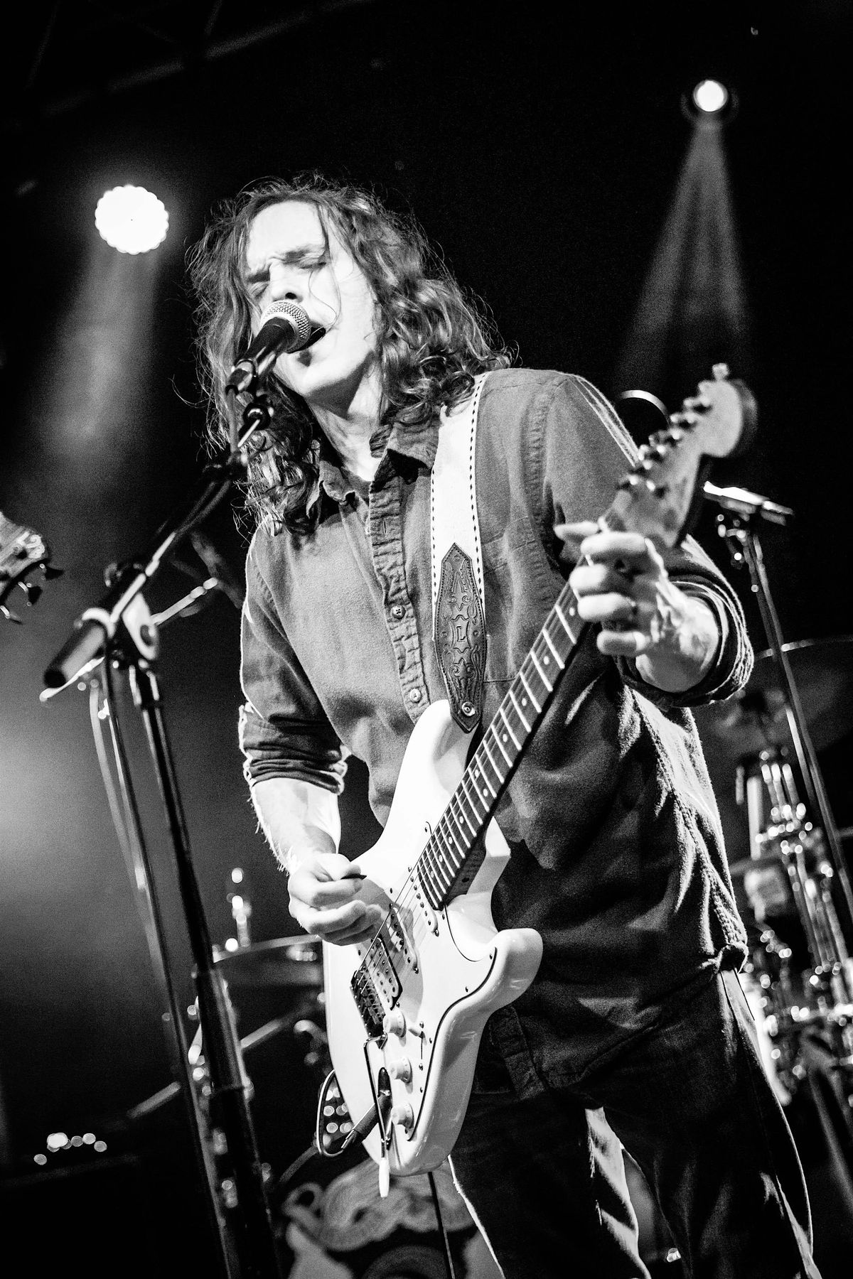 Hughes Taylor's YOU-PICK-THE-SET-LIST LIVE in the Roots