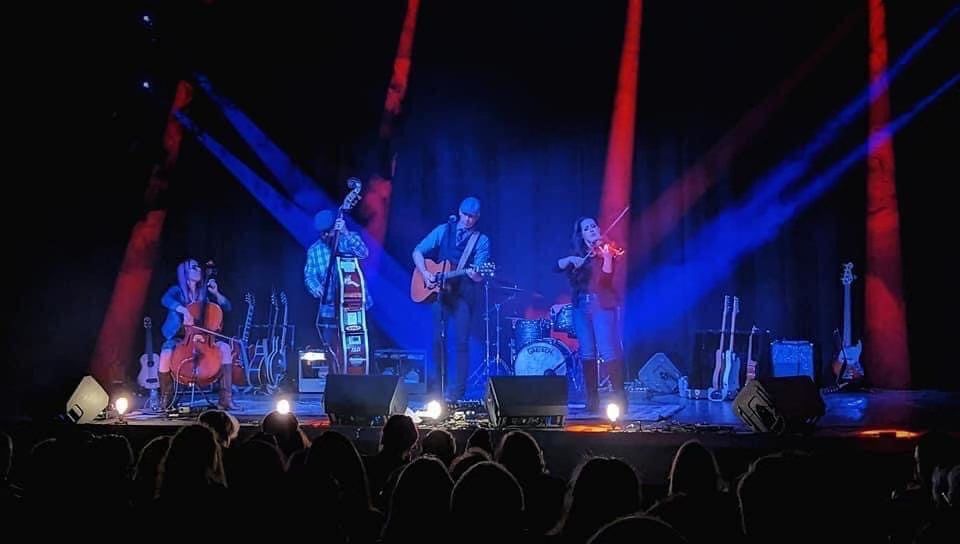 Stone Arch Sessions: The Belle Weather (Quartet)