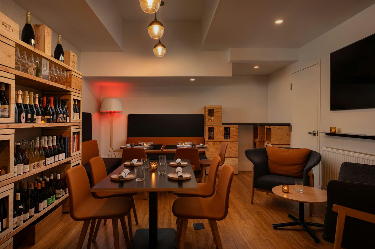 Toronto Dating Hub: Sunday Wine Tasting Mixer in November