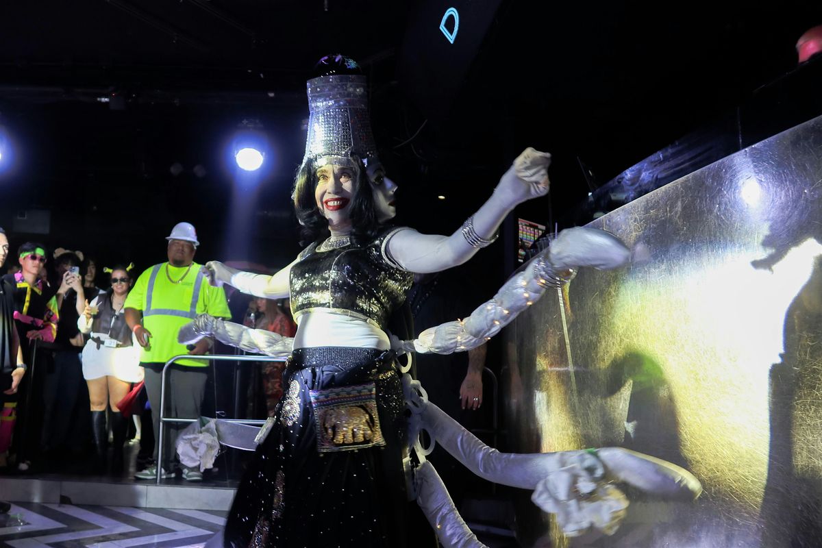 Honolulu's Halloween Night Party (Nightclub)