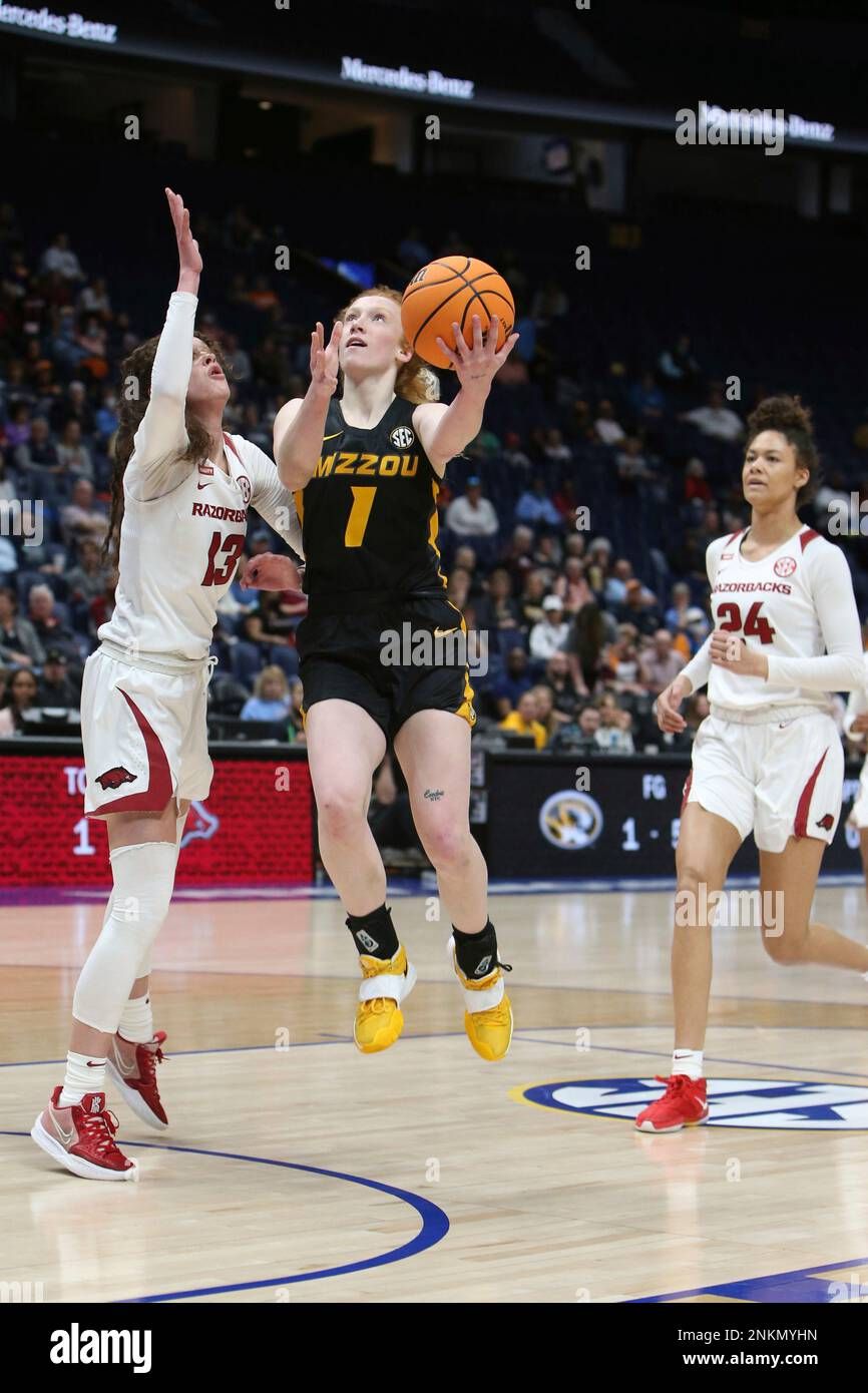 Missouri Tigers at Arkansas Razorbacks Womens Basketball