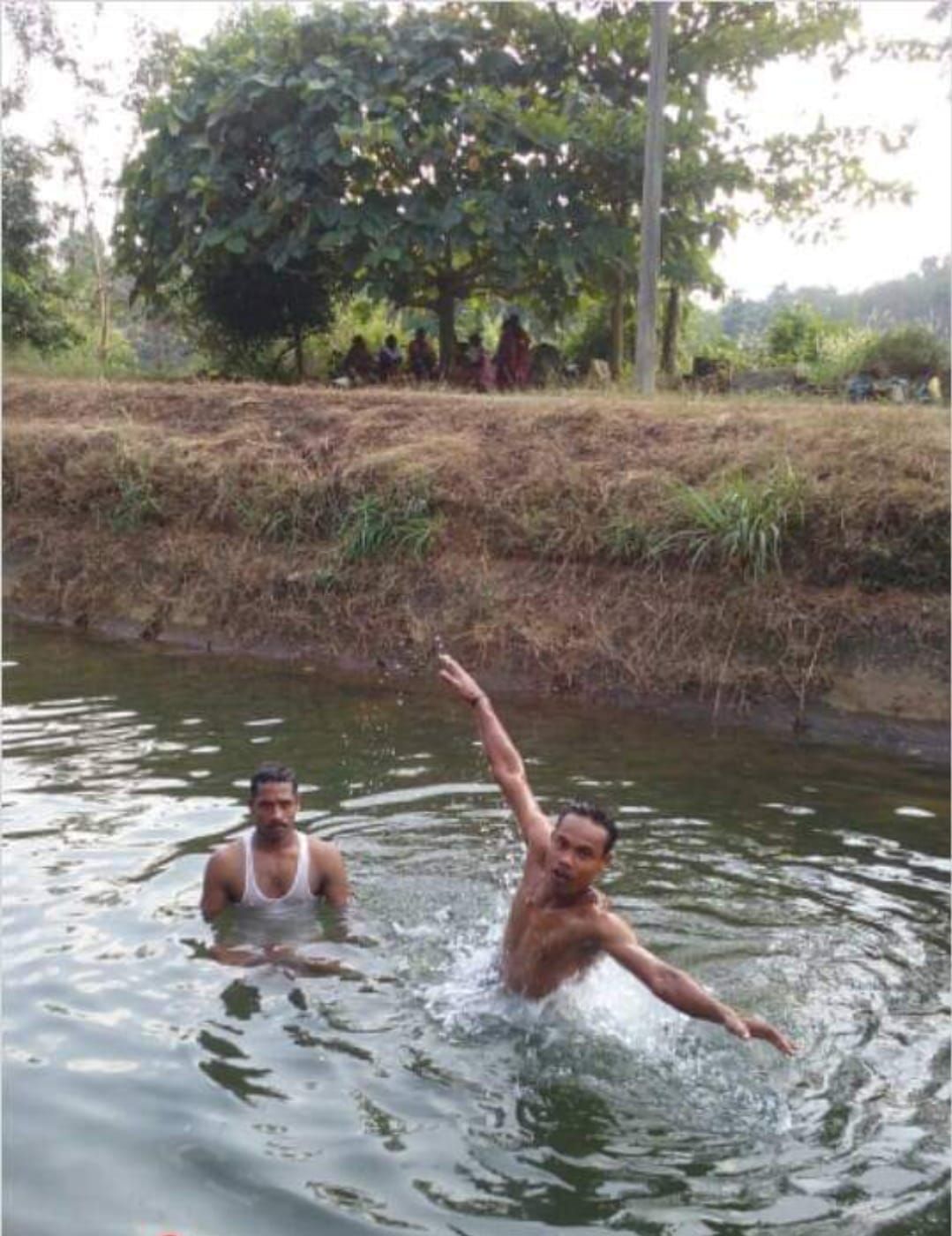 Shubho Bikel Bonhduru Namar Mja Tai Alaada Onuvuti