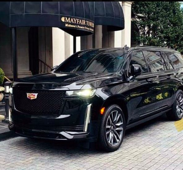 Private Transfer: New York to J.F. Kennedy Airport JFK in SUV