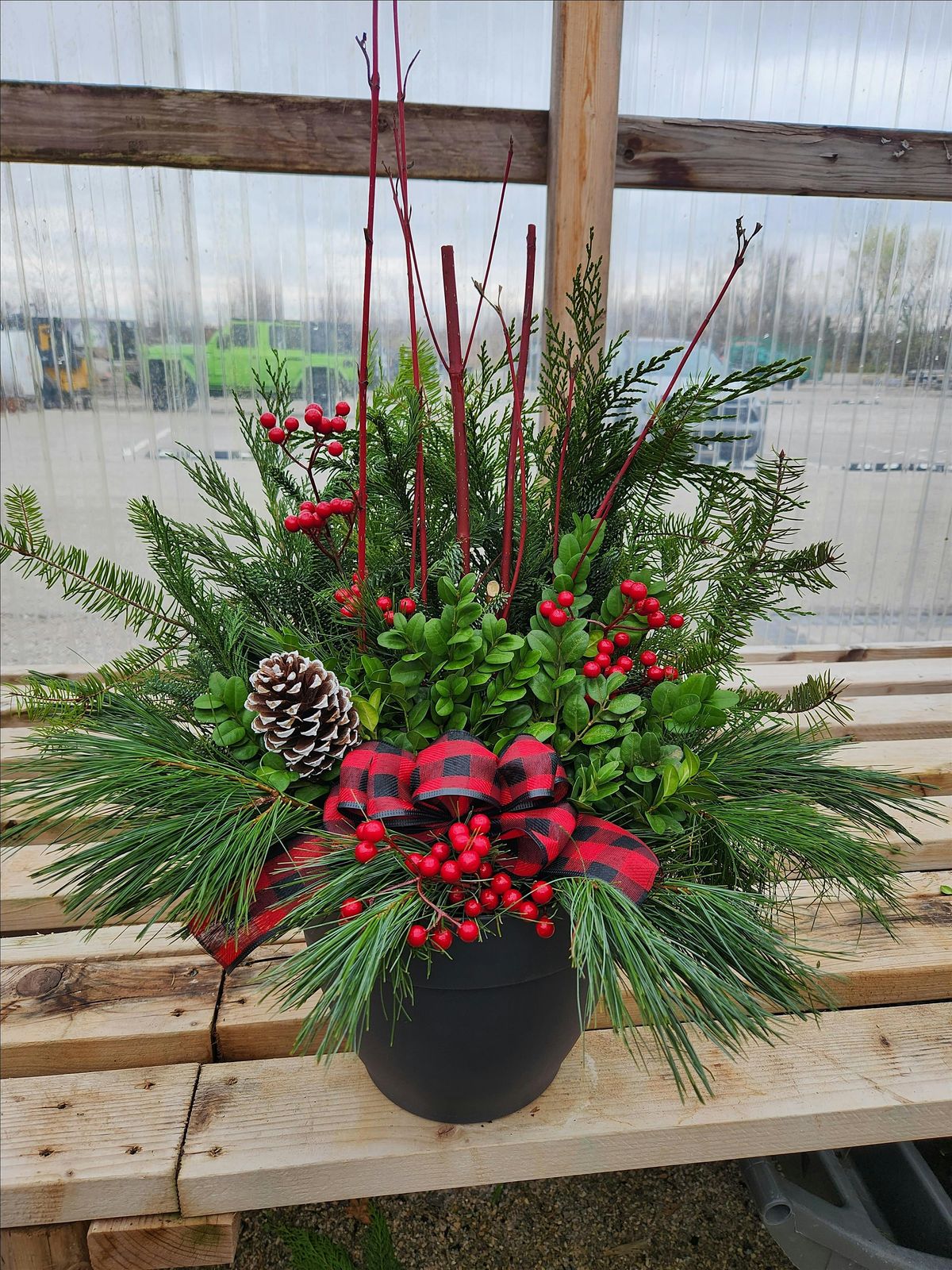 Winter Porch Pot - Sun 11\/23