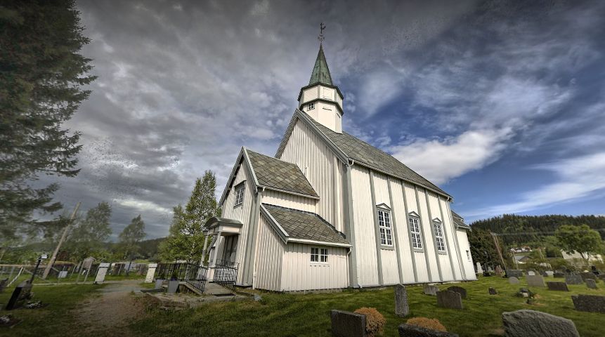 Vi synger og spiller julen inn i Fl\u00e5 kirke