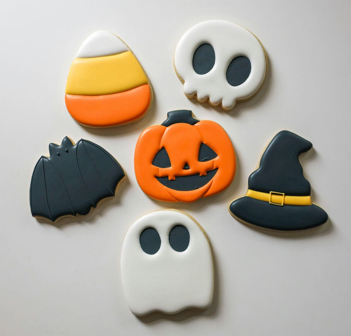 Spooky Season Halloween Cookie Decorating Class
