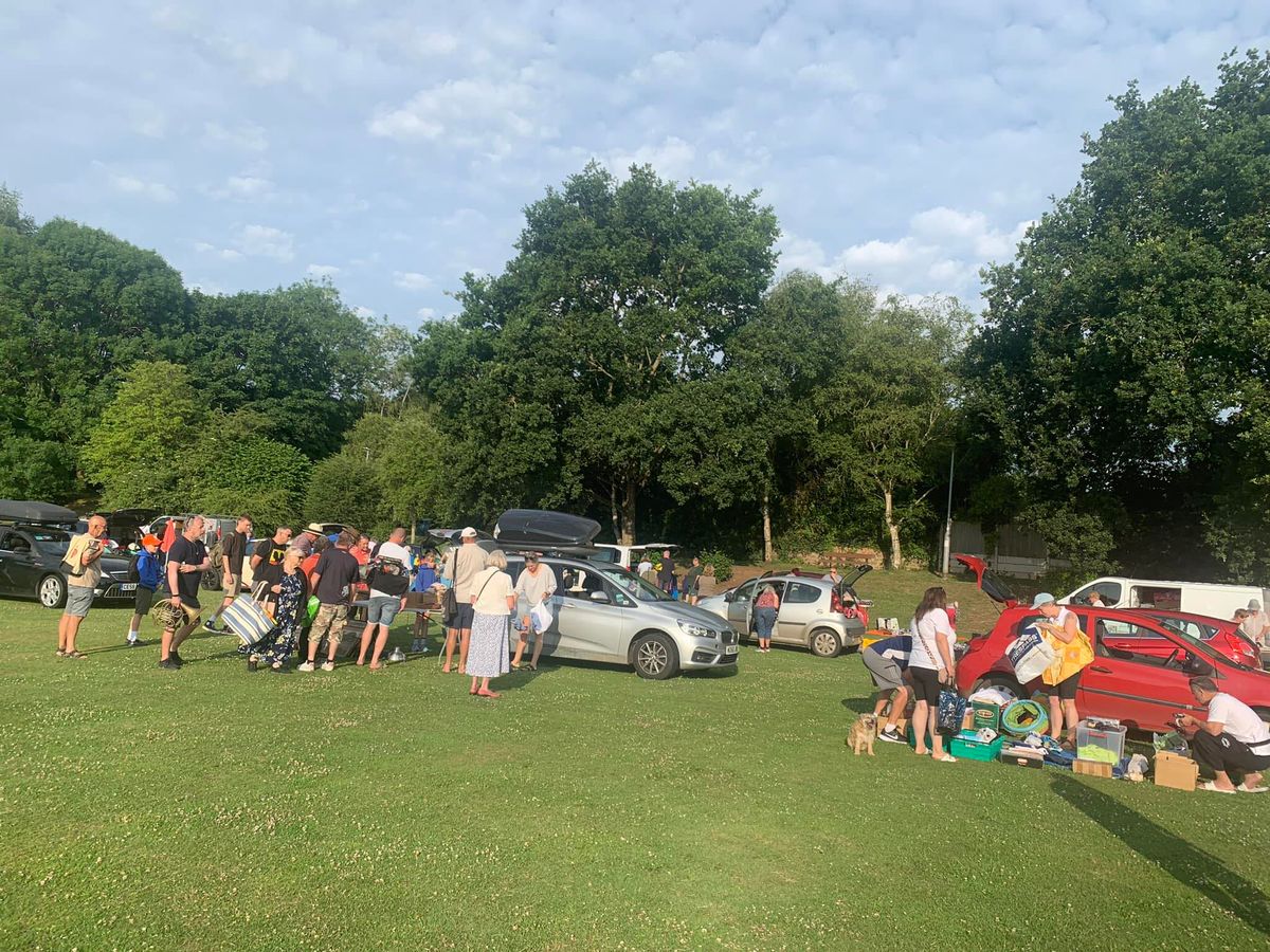 Bishop\u2019s Hull Car Boot sale