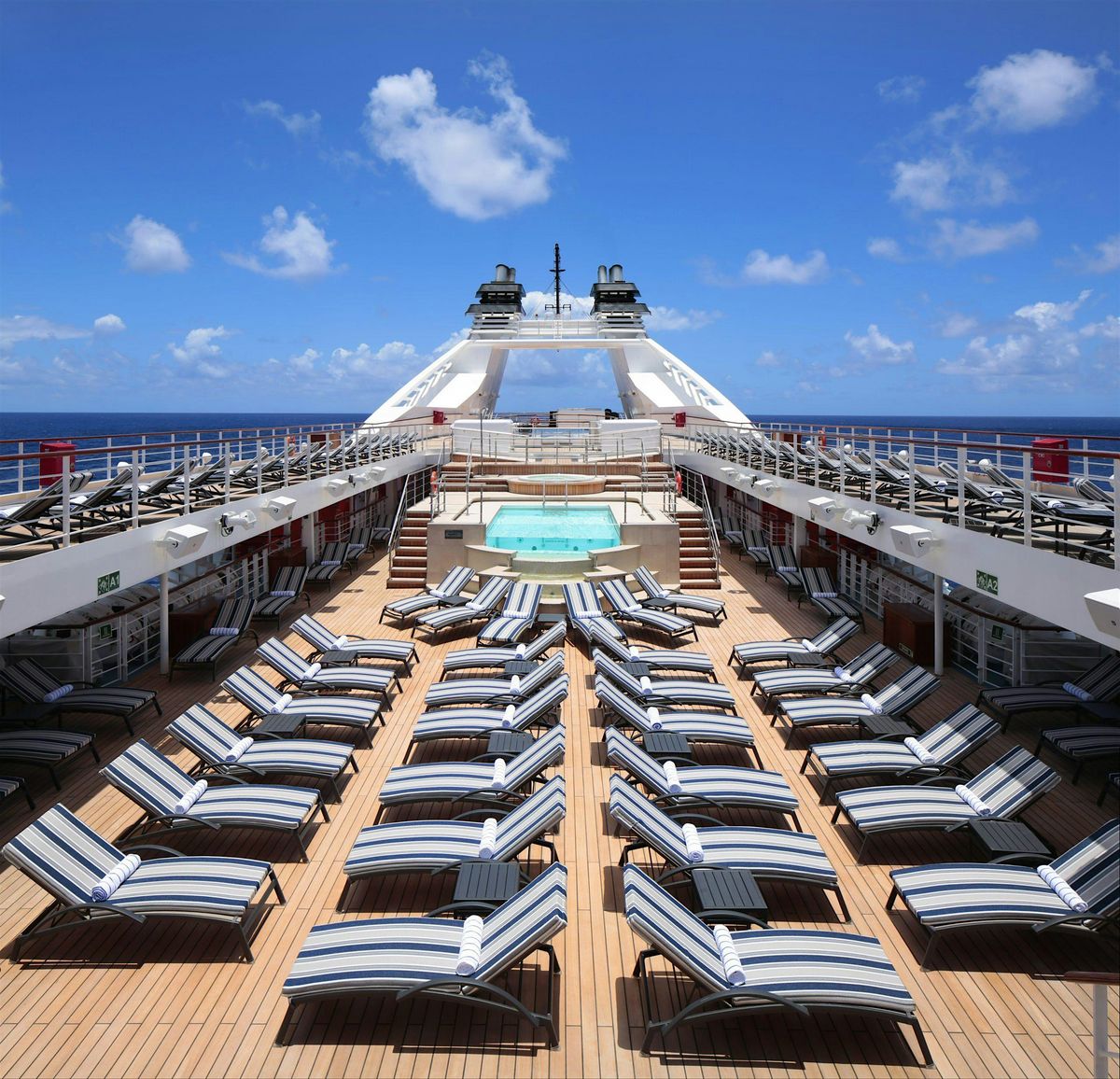 PNW Sampler Cruise on a Luxury Yacht:  1-Night, Seattle - Vancouver
