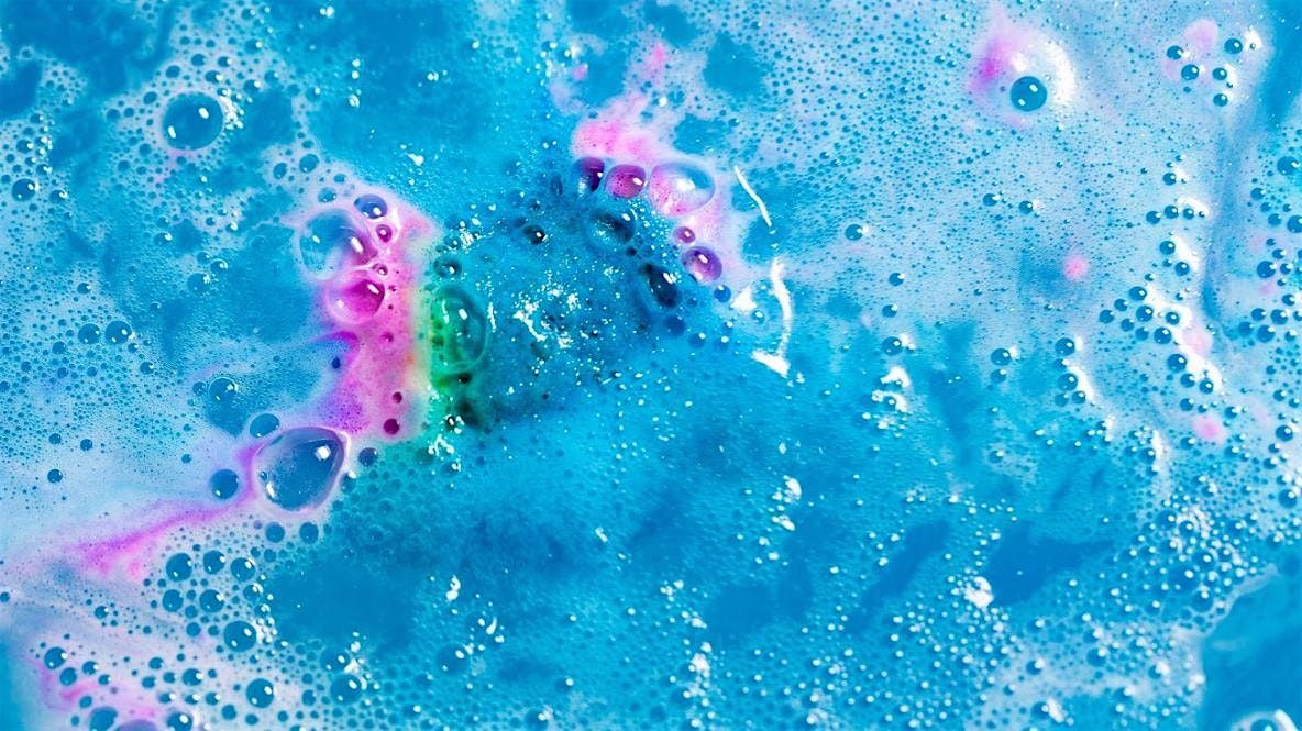 LUSH SUNDERLAND - INTERGALACTIC BATH BOMB MAKING - Fri 24th Oct 12pm
