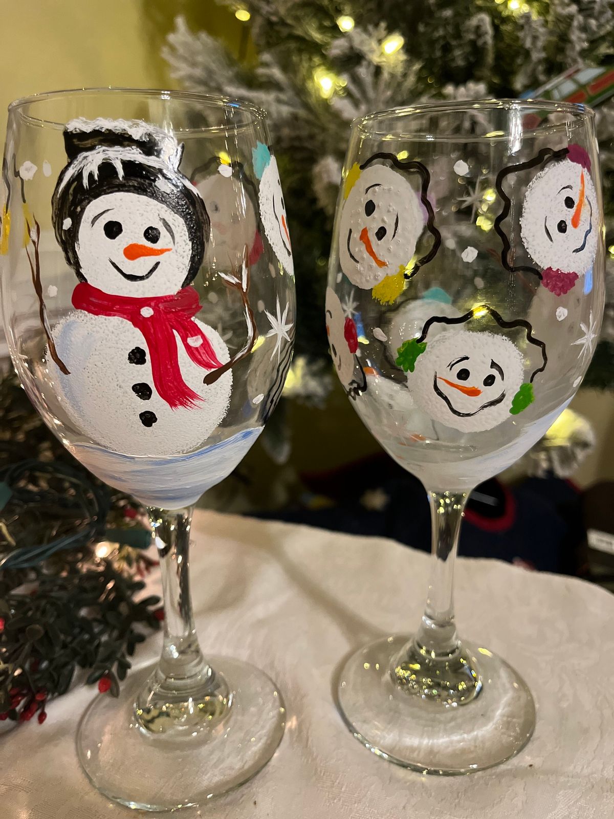 Paint night (2) wine glasses