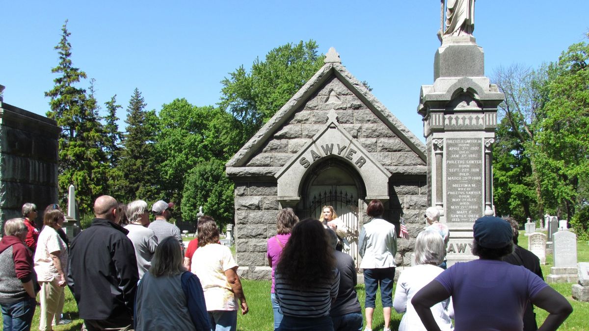 Historic Riverside Cemetery Walking Tour