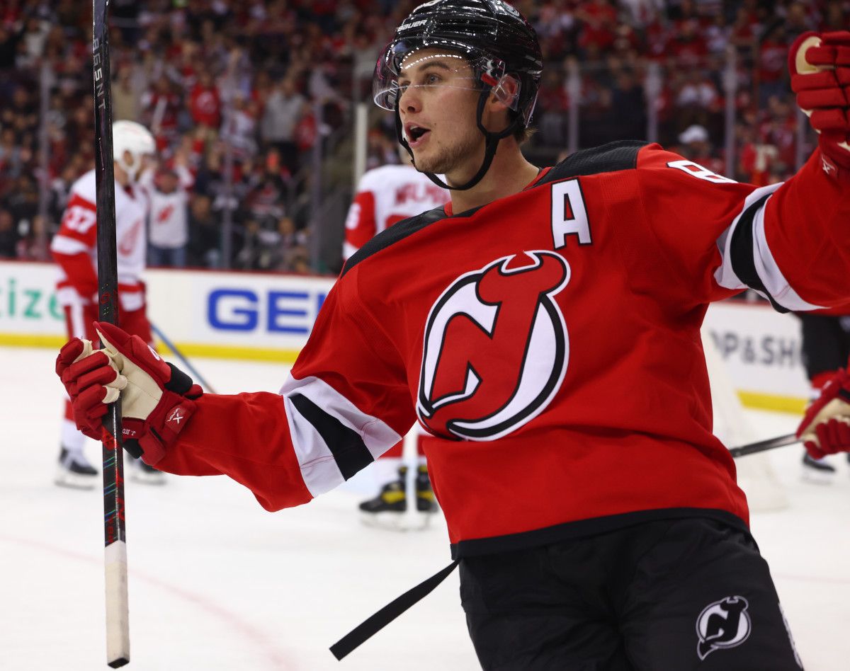 Detroit Red Wings at New Jersey Devils at Prudential Center