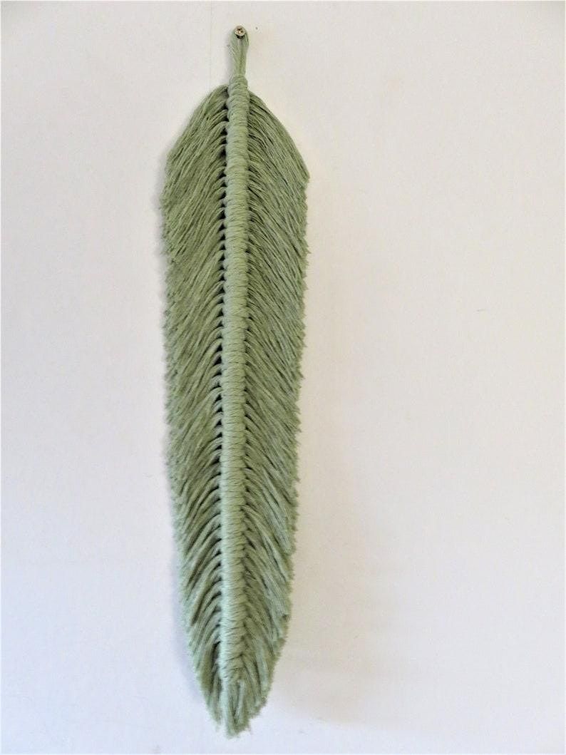 Macram\u00e9 Feather Wall Hanging Workshop
