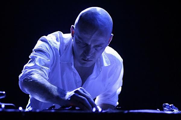 FRANCK VIGROUX \u2013 Cascades
