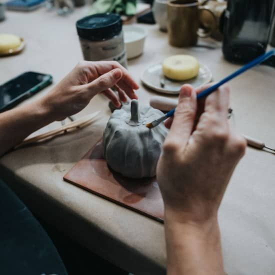 Pottery club: taller de cer\u00e1mica