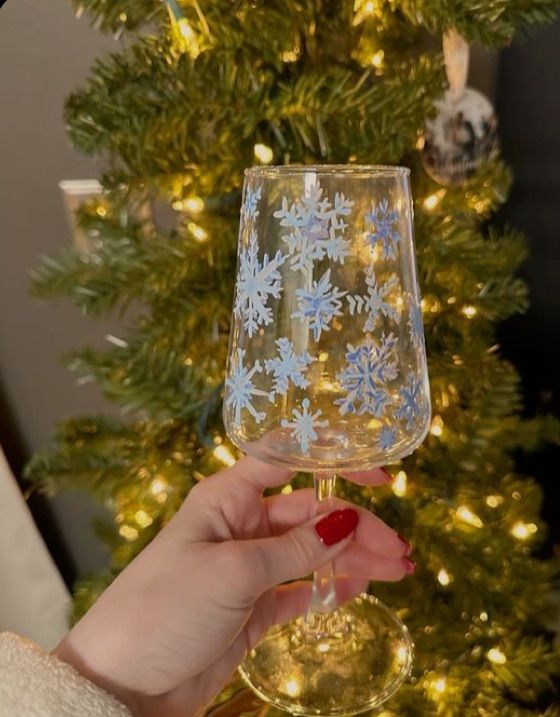 DIY Workshop: Winter Wine Glasses