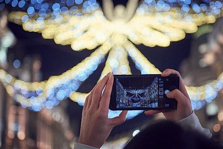 CHRISTMAS LIGHTS WALK - SMALL GROUP WALK WITH OFFICIAL GUIDE