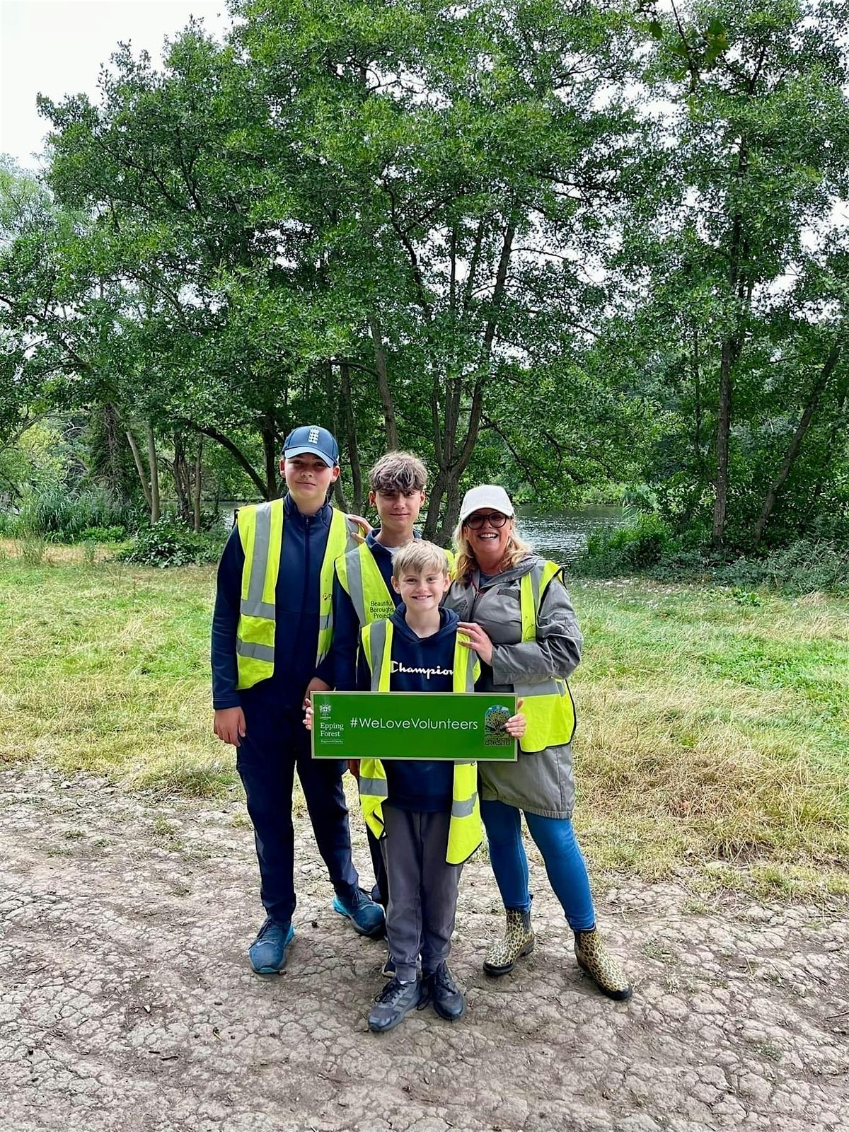 Youth conservation session at Highams Park