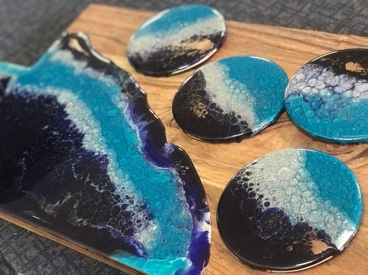 Friday 14th June - Cheeseboard & Coaster Resin Class 6.30pm