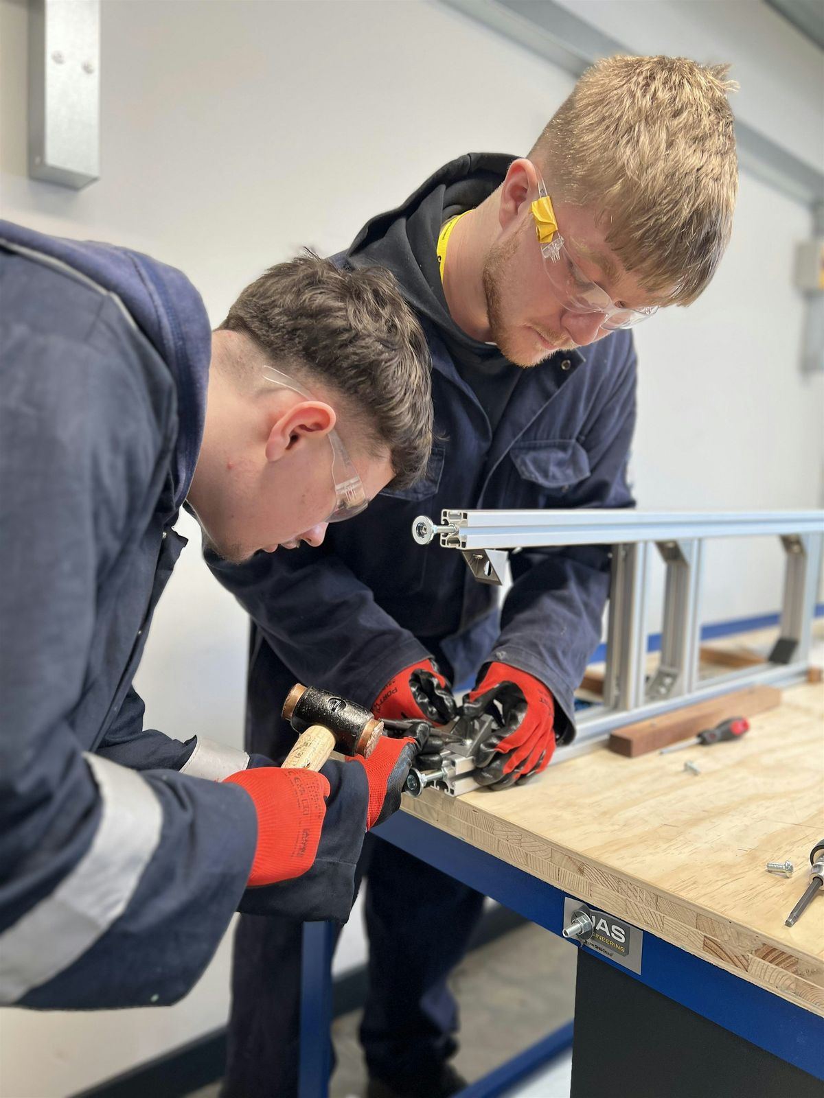 Advanced Manufacturing Engineering - FREE School Leavers' Taster