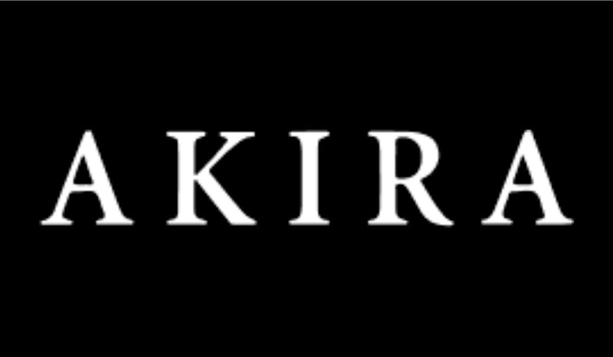 AKIRA \u201cTRICK OR CHIC\u201d FASHION SHOW