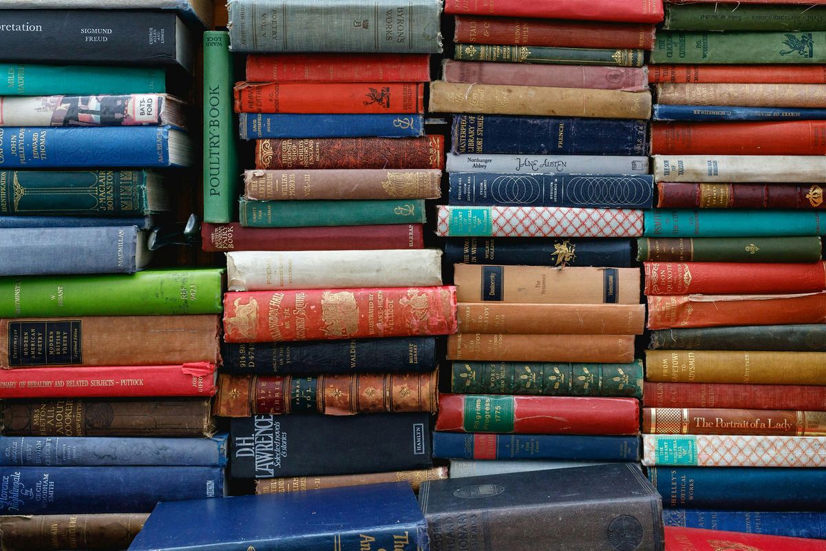 Stories & Crafts in the Gallery: August