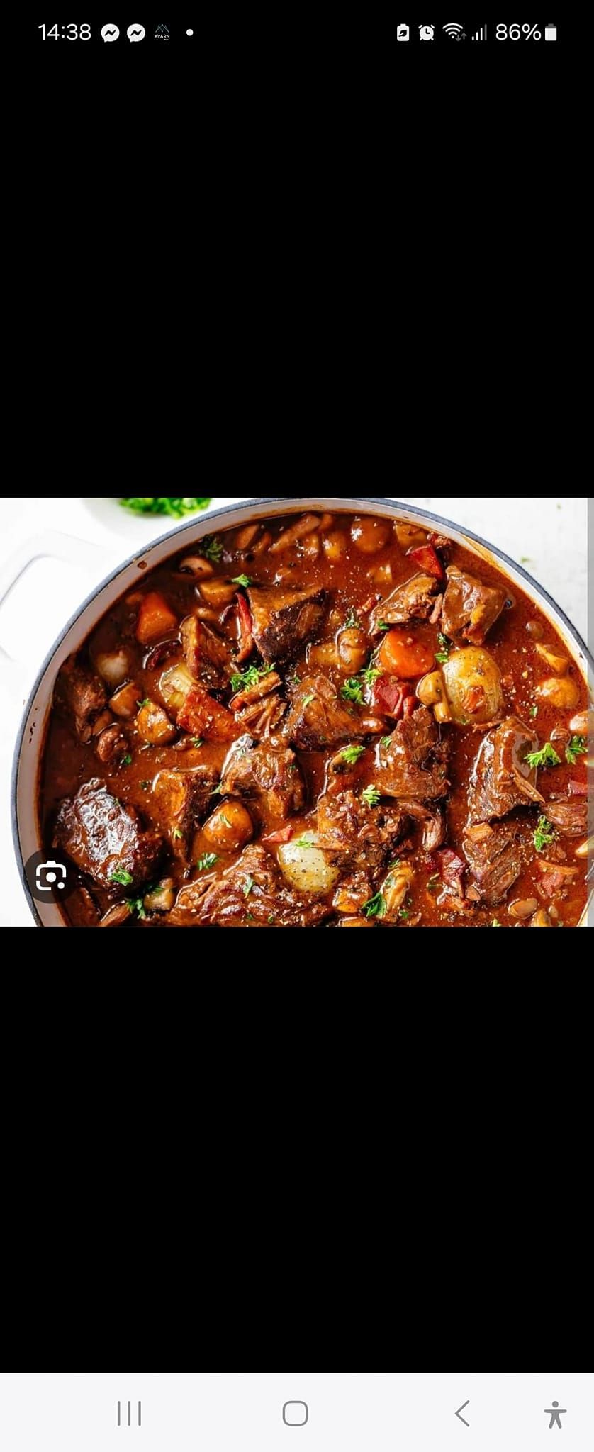 Beaujolais Nouveau m\u00f8ter Boeuf Bourgignon