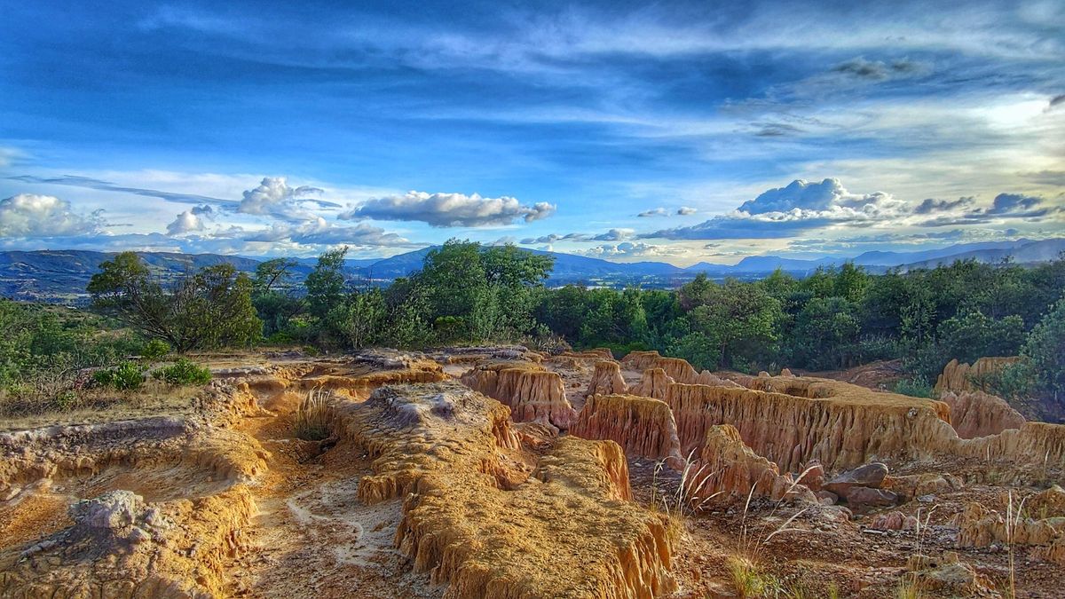 CAMINATA DESIERTO DE CHECUA Y MINA DE SAL NEMOC\u00d3N