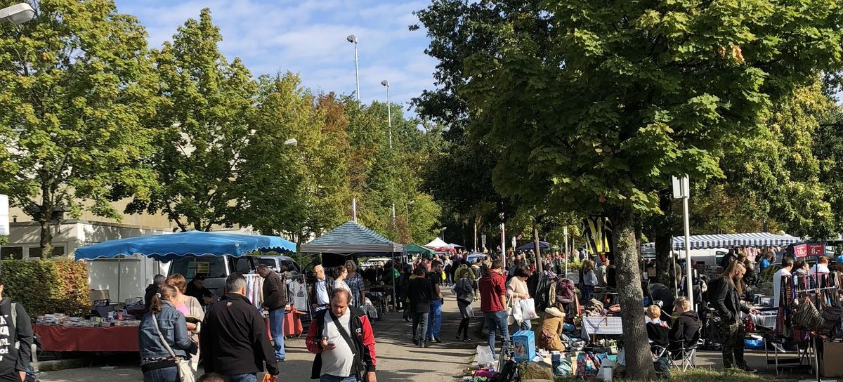 Gro\u00dfer Flohmarkt UNI-Gel\u00e4nde Stuttgart-Vaihingen