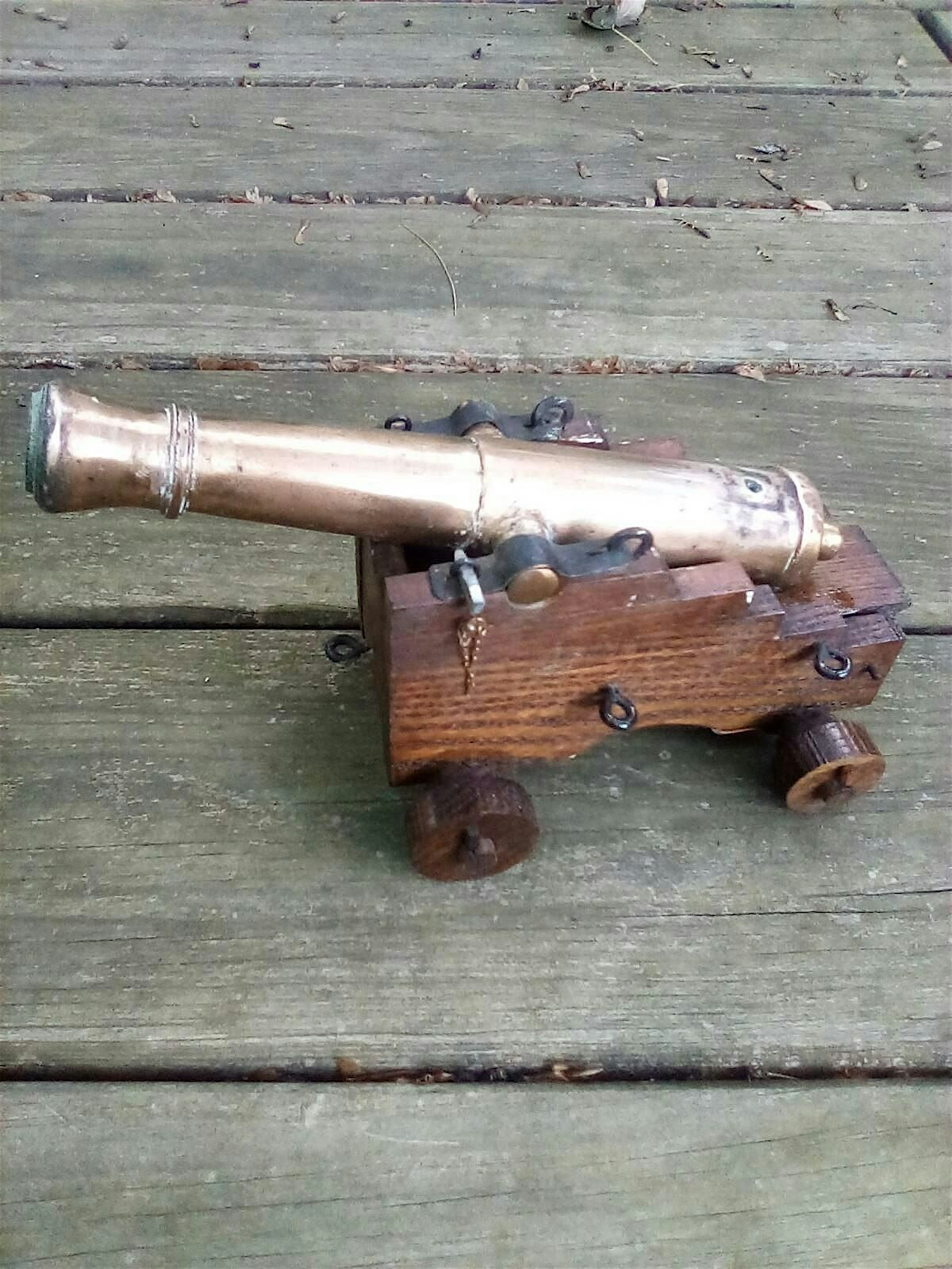Early American Artillery & Miniature Cannon Firing Demonstration
