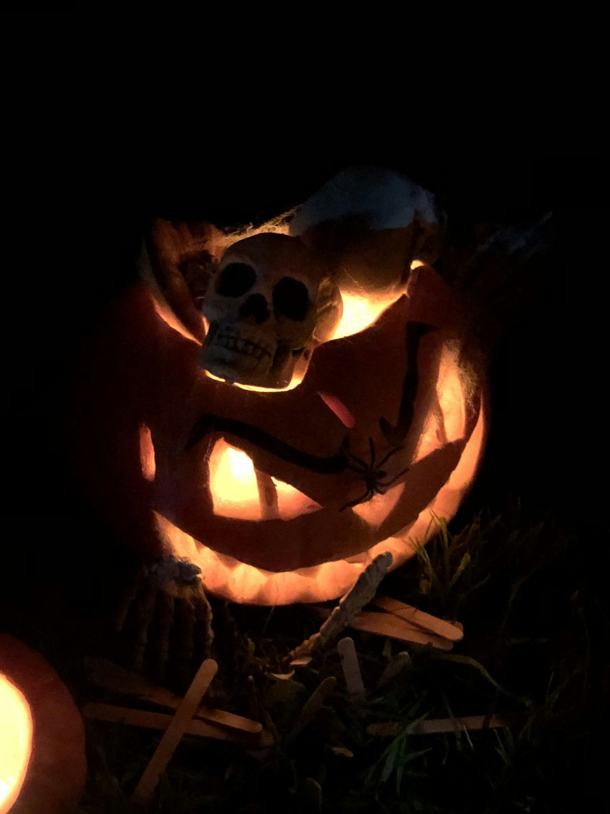 Children's spooky holiday trail     \u00a32 per sheet 25th Oct- 2nd Nov