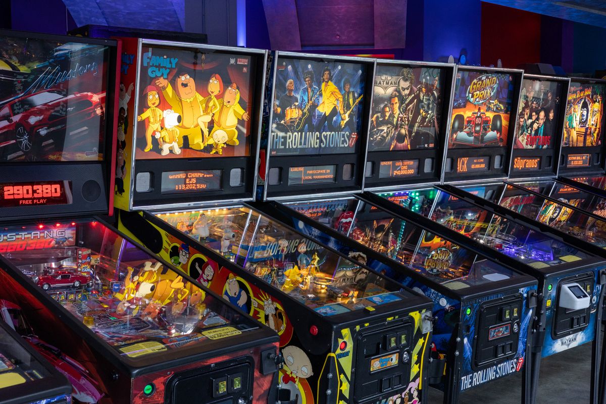 Mayhem Mondays Pinball Pop Up Tournament