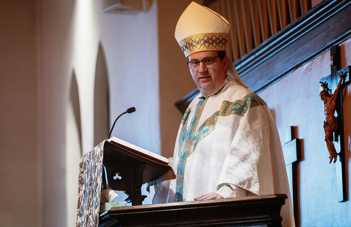 Mass with Bishop Lopes