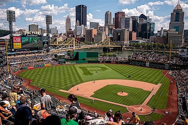 EO Pittsburgh - Family Day at the Pirates Game!