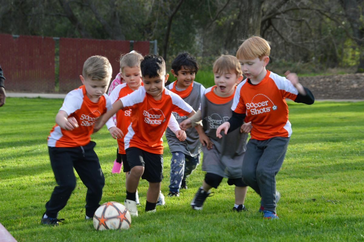 Soccer Shots Long Beach  is offering a FREE FUN DAY at Sports Basement