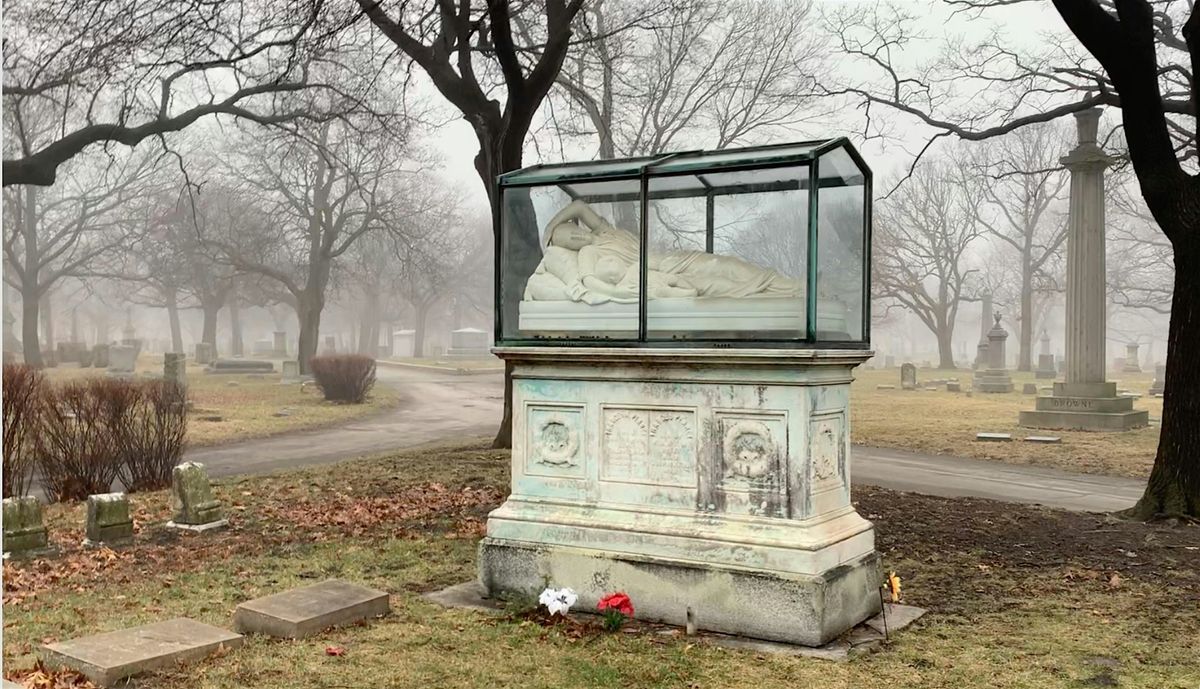 Rosehill Cemetery Walking Tour with Author Adam Selzer