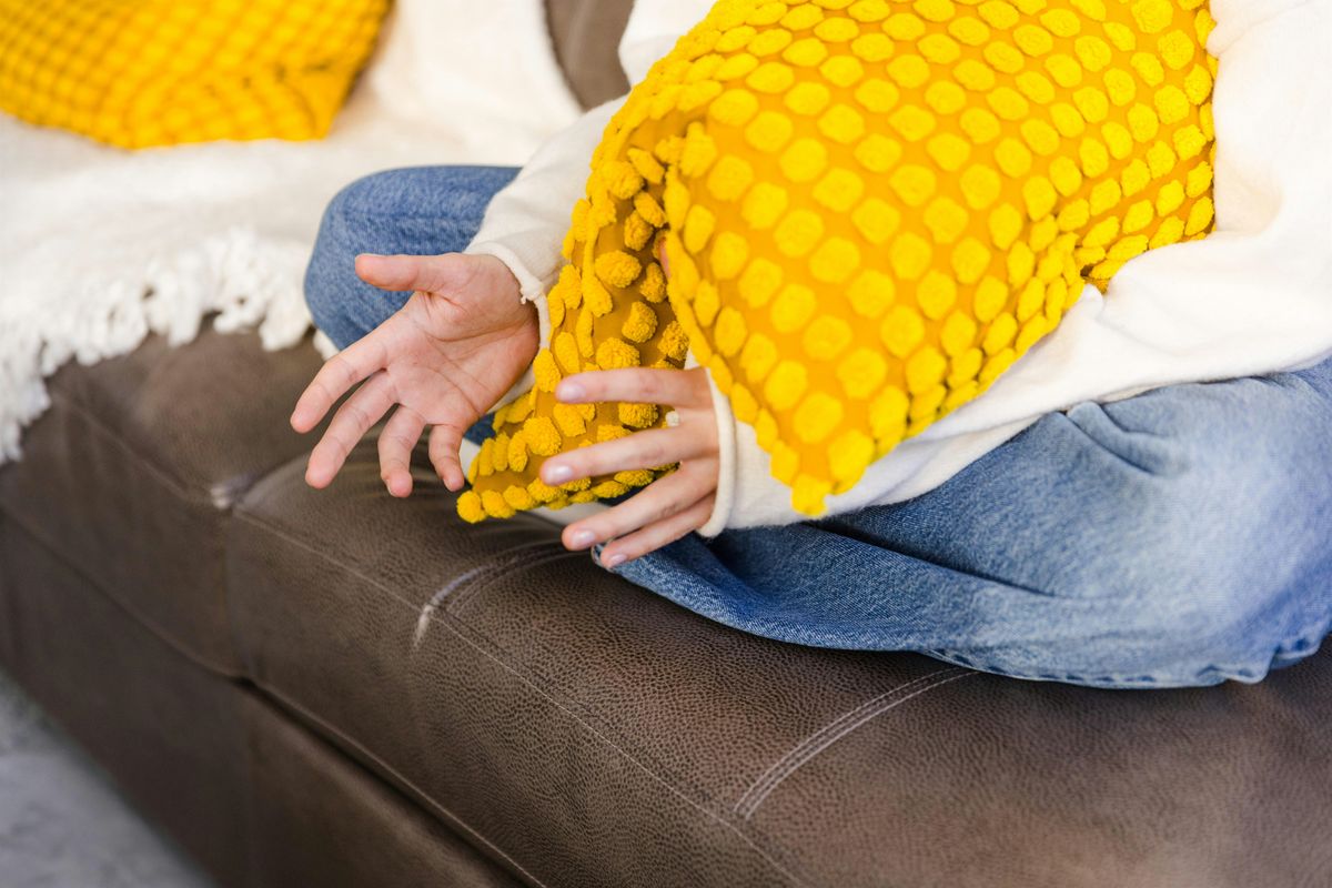 Unmasking greatness . A neurodiverse girl\u2019s guide to middle schl. 6 session