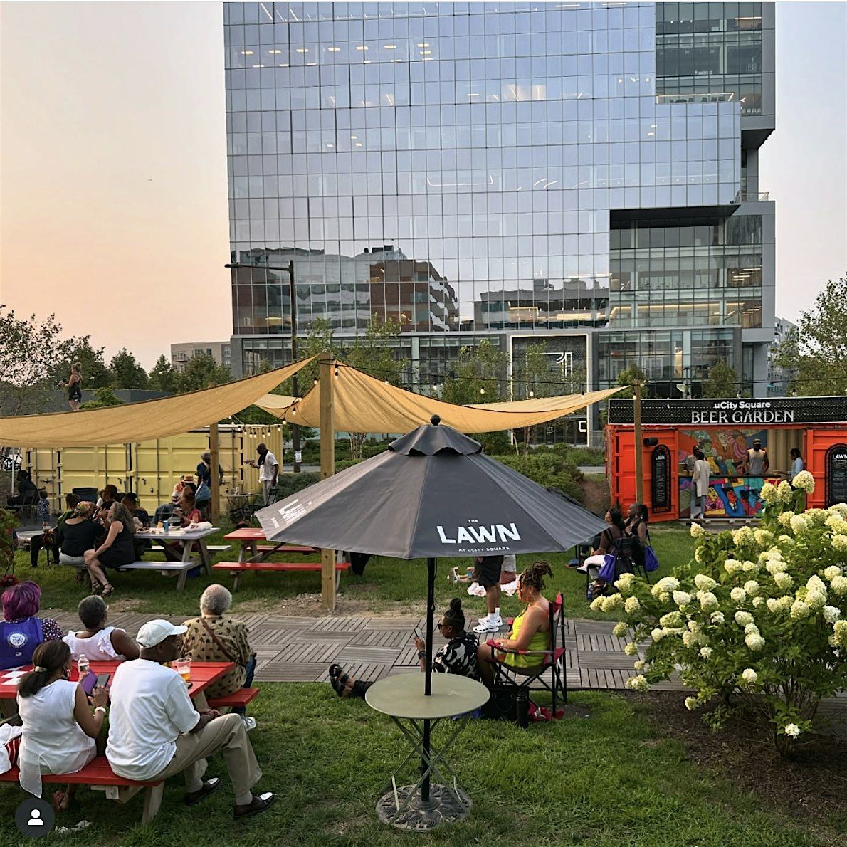 DJ Night at The Lawn