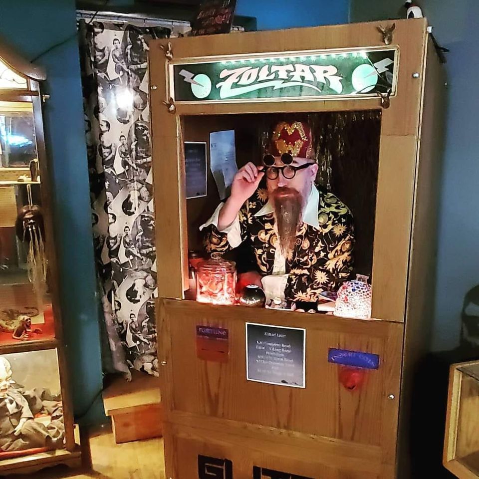 Sasatoon Fair Zoltar Live! 33rd Street Fair, Glitch Gifts And Novelties, Saskatoon ...
