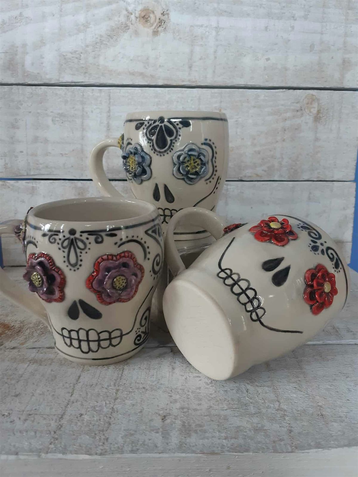 HALLOWEEN Mug Sculpting Workshop (16+ Mug sculpting) - Drink Included!