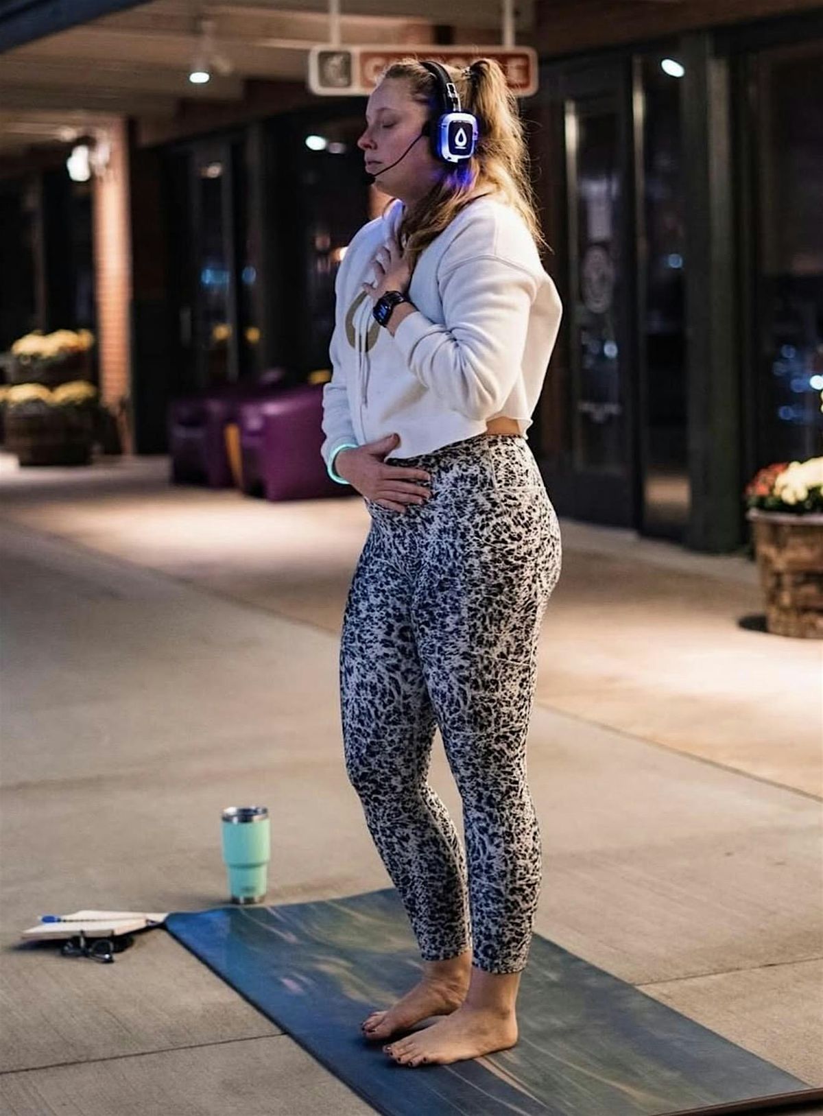 Dropsound Yoga - Halloween Edition with Dev