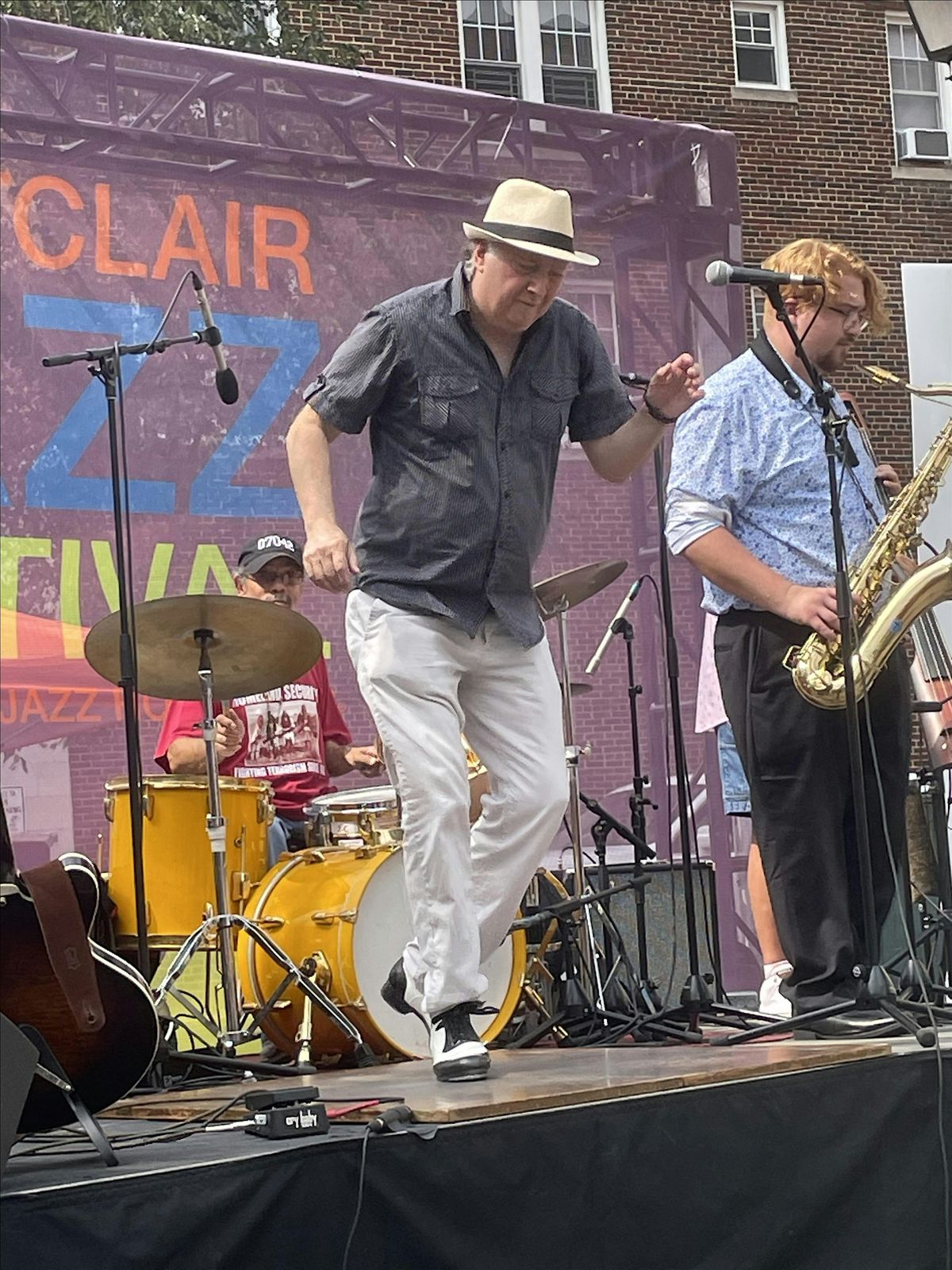 Jon Luks and The Jives Dukes at Montclair Brewery