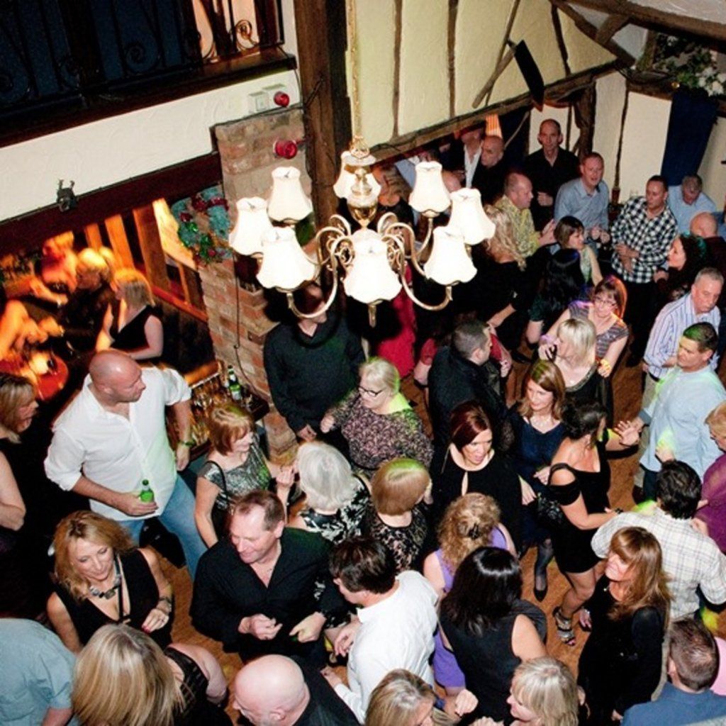 BRENTWOOD, ESSEX. Disco party for over 35's-65's FRI 31 OCT