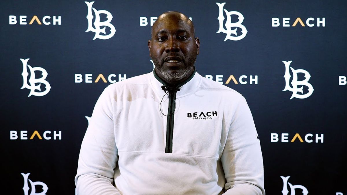 Caltech Beavers at Cal State Fullerton Titans Mens Basketball