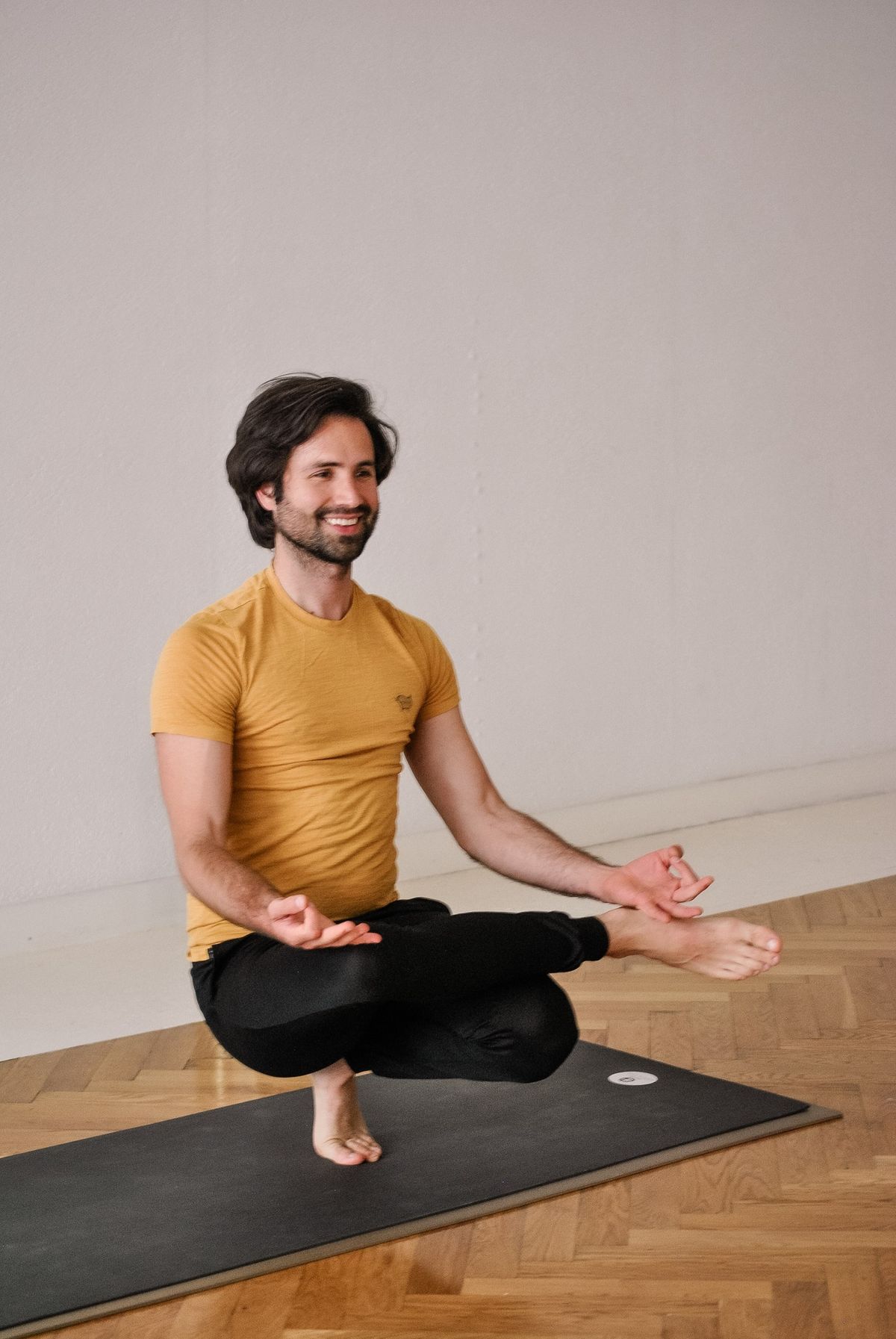 Restorative Yin & Healing Nidra Journey" with Andres Galindo