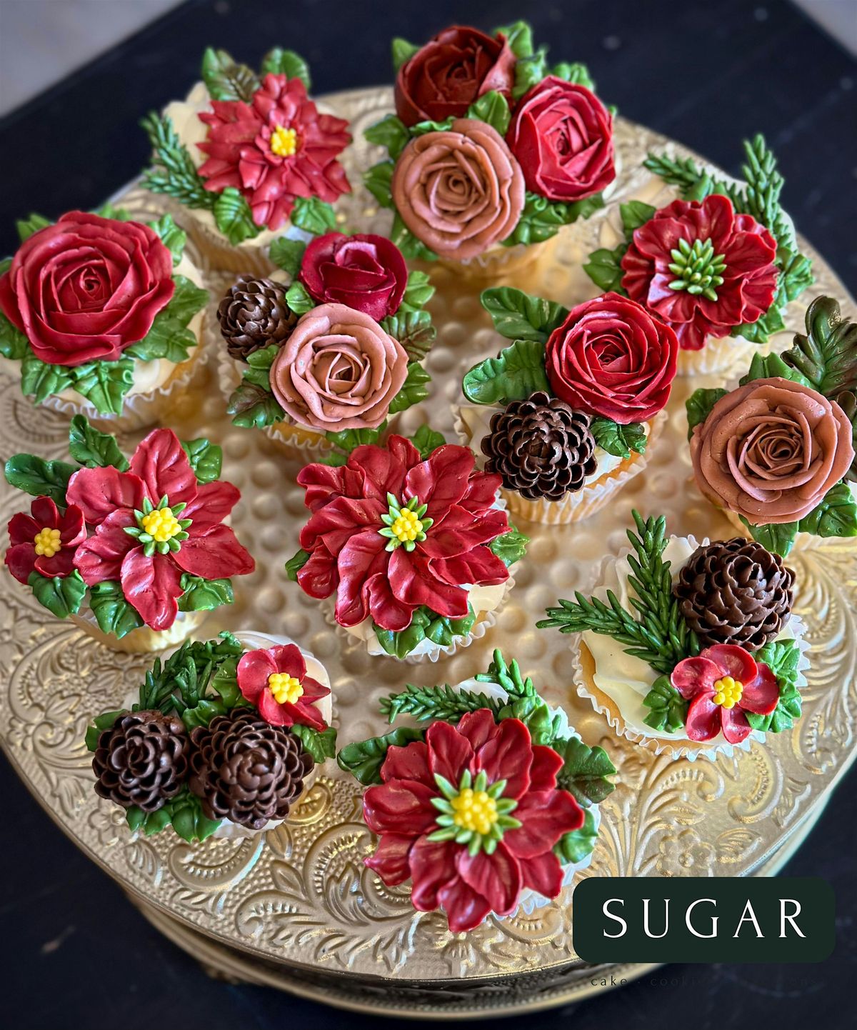 Christmas Buttercream Floral Design Cupcake Class - Dec 22