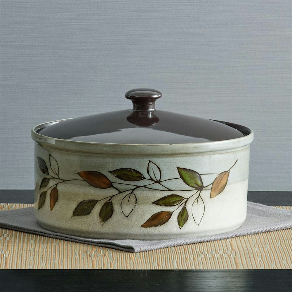 Holiday Pottery Workshop: Make Mom\u2019s Casserole Dish with Mark Lester