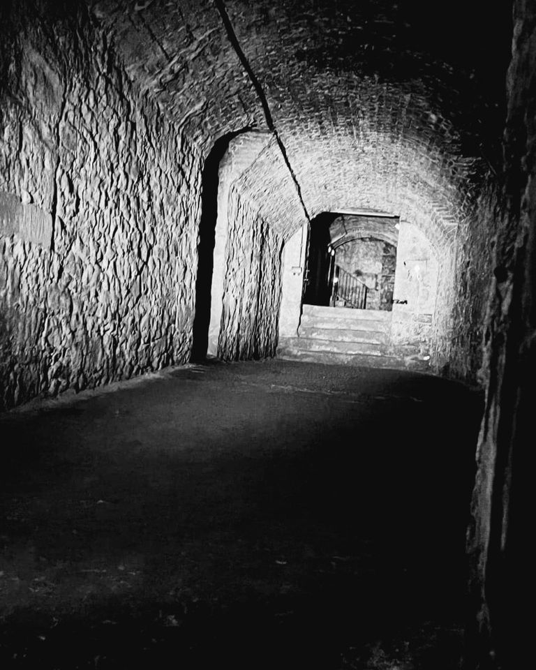 niddry street vaults ghost hunt, Edinburgh. 